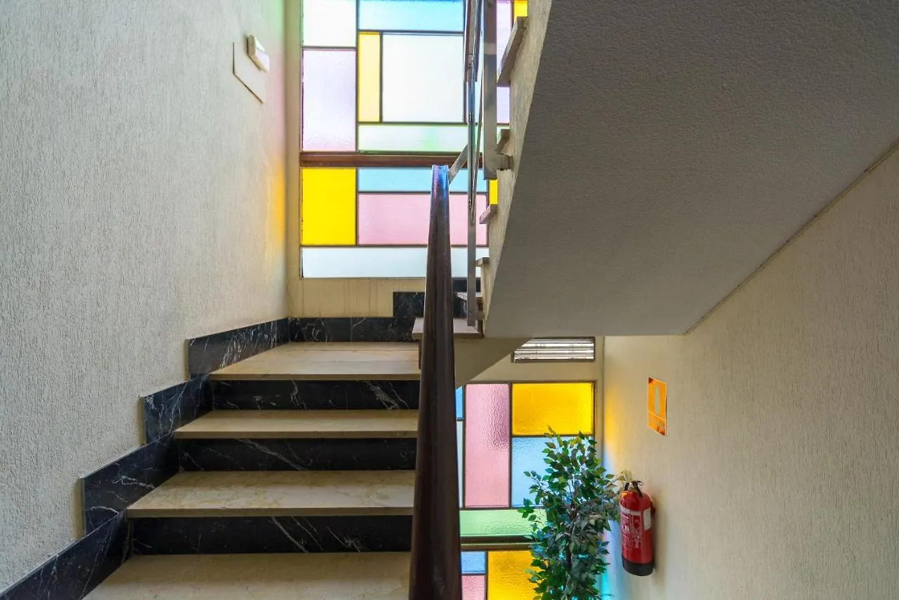 Urbe10 Angel Ganivet 2 Bedrooms Apartment Màlaga 0*,