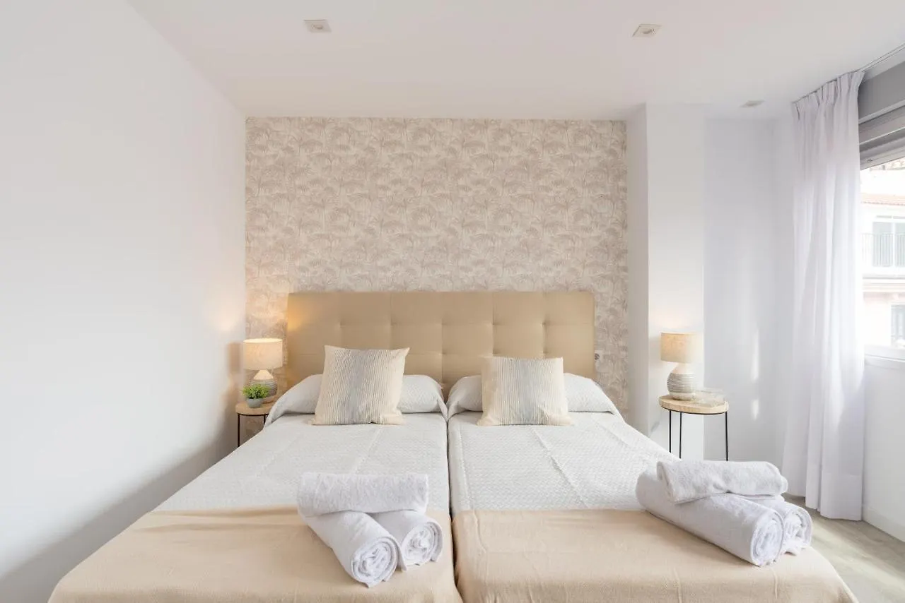 Urbe10 Angel Ganivet 2 Bedrooms Apartment Màlaga